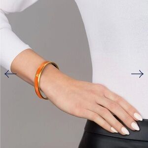 New Frey Wille Mademoiselle, Monochrome Bangle - Tangerine, 24kt yellow gold